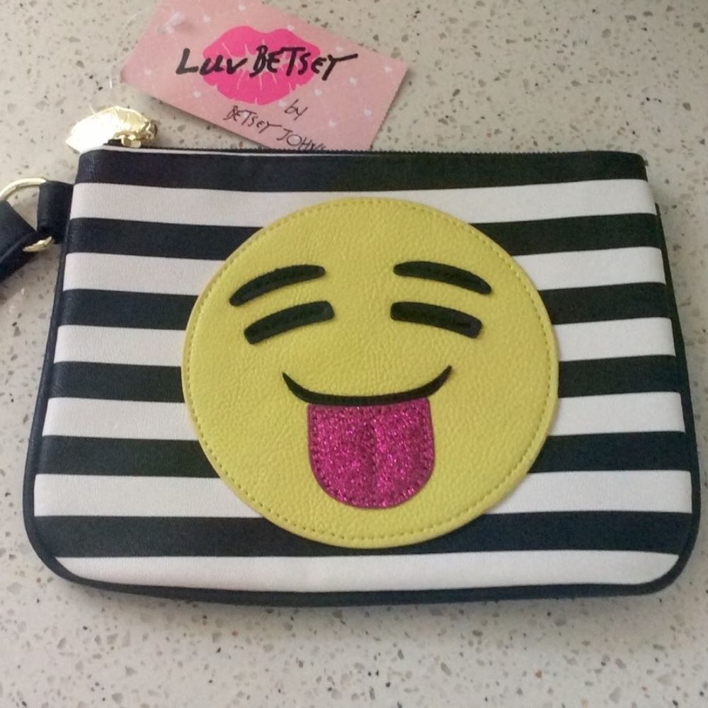 💋Betsey Johnson Sparkle Emoji Wristlet Black